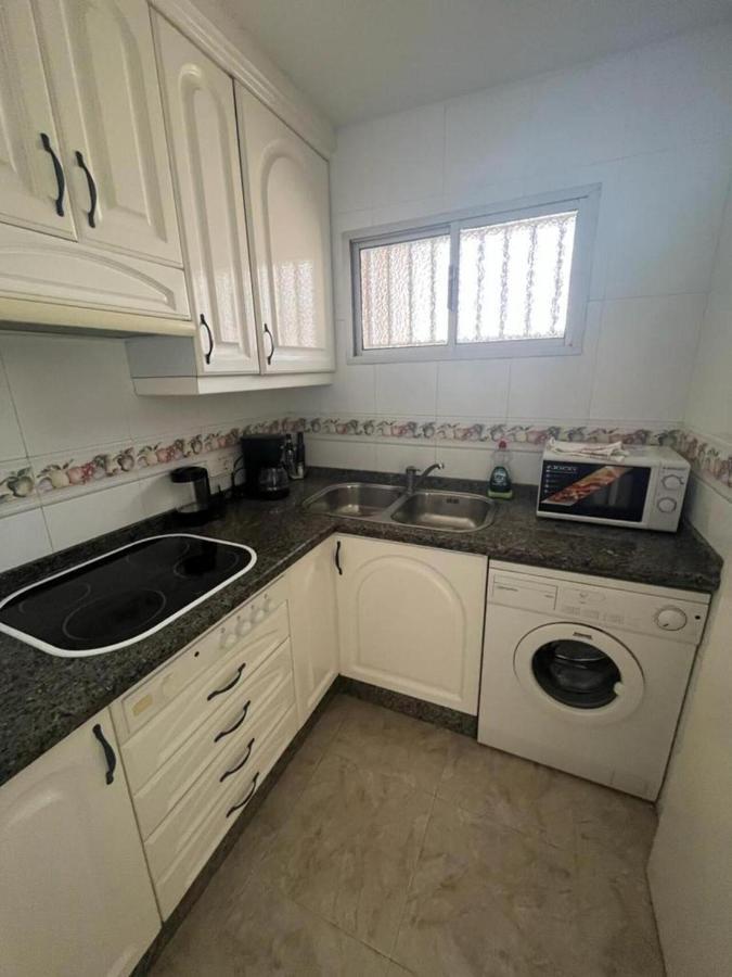 Appartamento Benidorm Carolina Beach & Pool Esterno foto